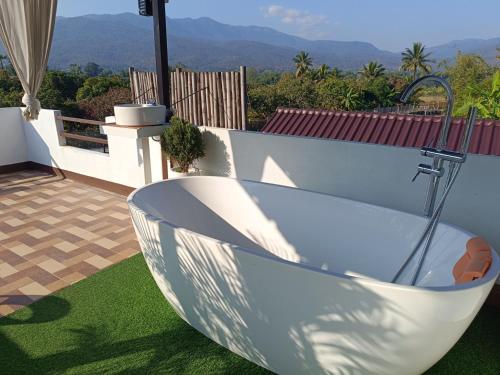 ม่วนใจ๋ปันสุข โฮมสเตย์แอนคาเฟ่ Muanjai punsuk homestay and cafe Room Type - Holiday Home