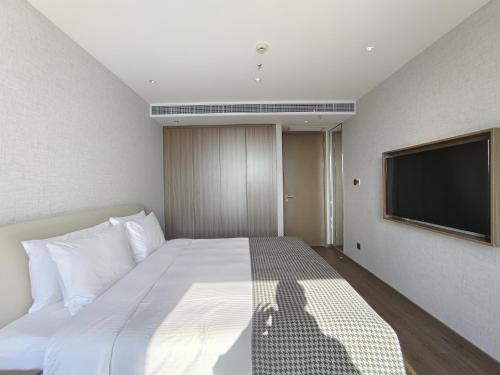 Somerset Xuhui Riverside Shanghai serviced apartments, Шанхай (фото 8)
