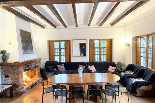 สวน, Spacious House Tortosa + Pool in ตอร์โตซา