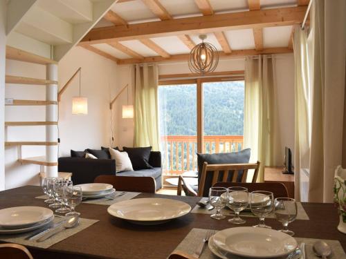 Appartement 4 pièces pour 6 pers, parking et balcon à Méribel - FR-1-180-652 (Appartement 4 pieces pour 6 pers, parking et balcon a Meribel - FR-1-180-652) in โมเรล