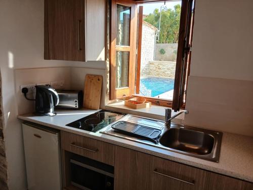 virtuve, Mountain View Oasis in Skarinou