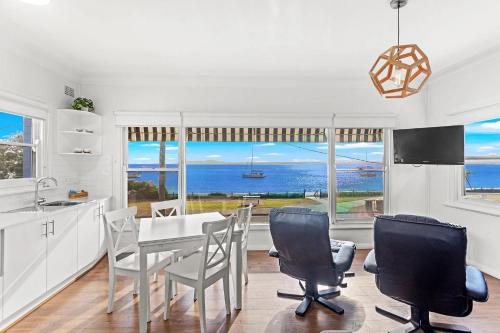 Bayside 6, 21 Victoria Pde - sensational water views, linen, Nelson Bay (zdjęcie 7)