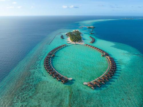 Veligandu Island Resort