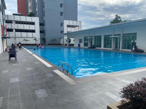 Anderson Residency@ipoh Wifi+pool (Muslim) - イポー