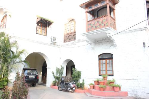 Hotel Ritz, Pune