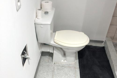 Badkamer, Appartement agréable à La Trinité, 95 m², vue sur le jardin (Appartement agreable a La Trinite, 95 m², vue sur le jardin) in La Trinite