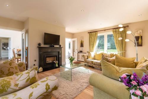 Facilities, Luxury 4 bed holiday home in Sheen Falls Kenmare in Knockduragh