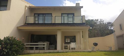 Balcony/terrace, Beach Golf Escape, your home away from home in Southbroom