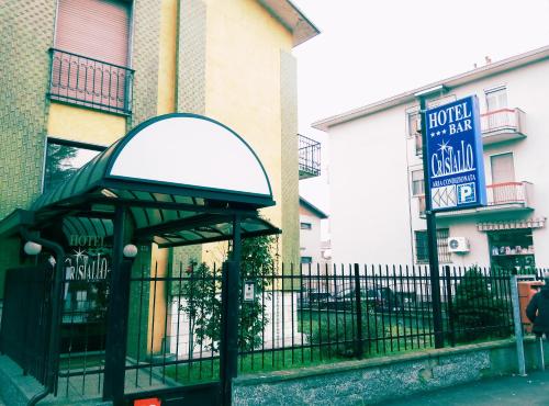 Entrance, Hotel Cristallo in Novara