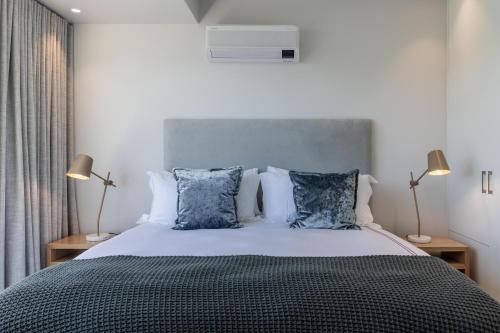 Luxury Villa image 10