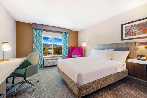 Photo - Hilton Garden Inn Colorado Springs Airport