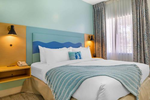 Sleeps 3