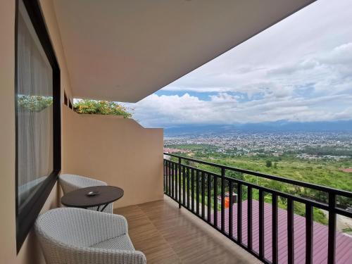 Bukit Indah Doda Hotel & Resorts Room Type - Standard Queen Room
