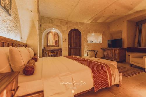 Nino Cave Suites Room Type - Advantage Cave Room