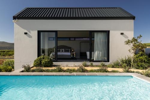 Villa image 6