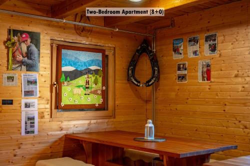 プラニナ・ポド・ゴリツァ Apartments Farm House Uric 4つ星 ゲストハウス レストラン