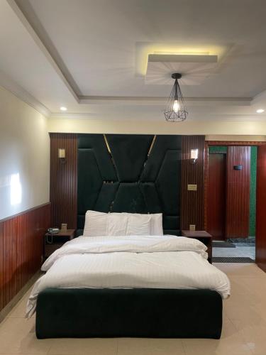 1 double bed