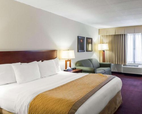 Clarion Hotel Somerset - New Brunswick - image 11
