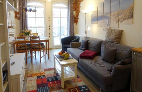 One-Bedroom Apartment with Balcony