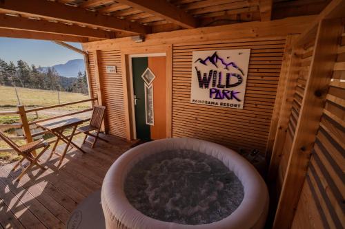 Karstais baseins, Studio Wild Park Panorama with Hot tub and Sauna in Ravne na Koroskem
