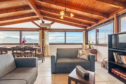 Facilities, Kalos Vintage Villa in Agia Varvara