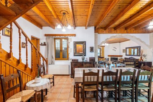 Kalos Vintage Villa in Agia Varvara