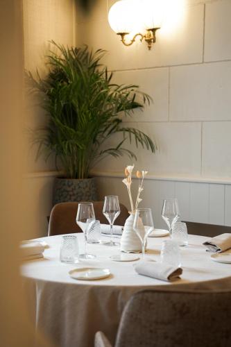 Logis Hotel La Breche - Restaurant Berthelot - 레스토랑