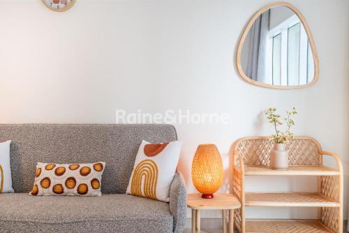 RH- Modern studio walk away from Burj khalifa and Dubai Mall, Dubaj (zdjęcie 4)