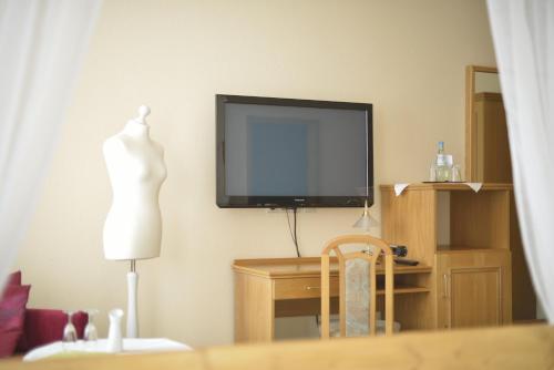Land- und Golfhotel Alte Fliegerschule - image 11