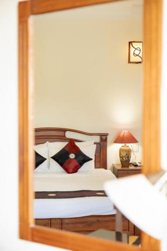 Deluxe Double Room with Bath image 4