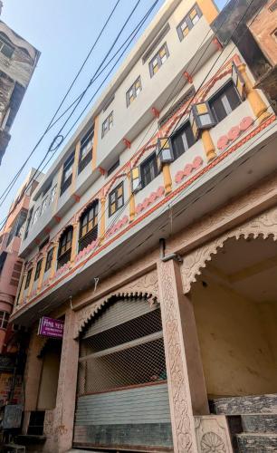 The Pink Nest - Backpackers Abode in Jaipur
