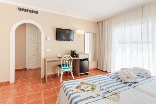 Deluxe Double Room with Spa Access