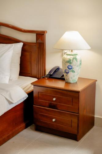 Standard Double or Twin Room image 8