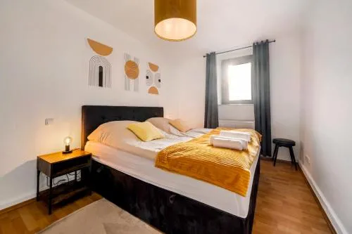 Cosy & Central, 500m from Main Station, Perfect for Work & Stay in Wiesbaden, Deutschland