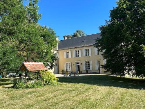 Demeure de caractère et son parc 12pers gîte à louer Meunet-sur-Vatan