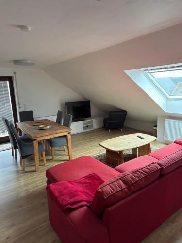 Neu renovierte 2 Zimmer Wohnung 24h Check-In in Gädheim, Deutschland