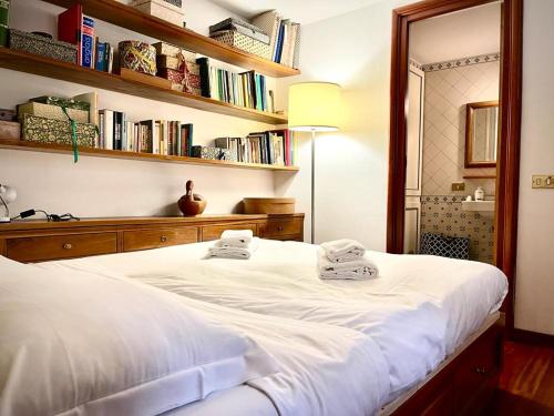 Colosseum Luxury Apartment, Rome (photo 4)