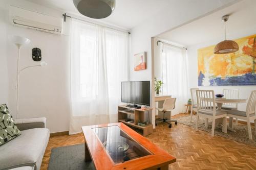 Bright cozy 2BD - OPERA area, Madrid (fotografie 5)