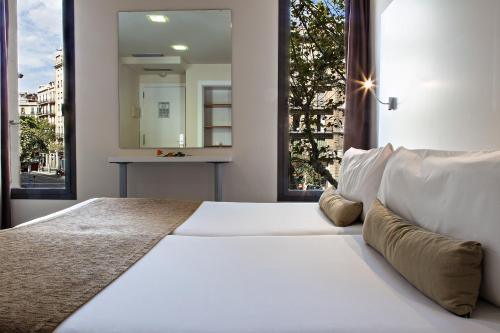 BCN Urban Hotels Del Comte - main image