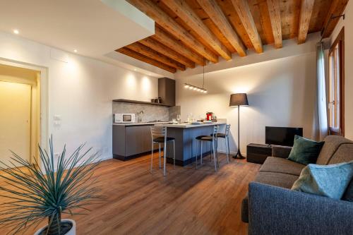 SAN LORENZO APARTMENTS 5054, Venice (photo 9)