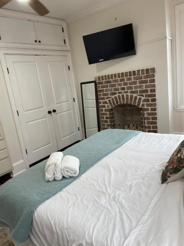 Historic Savannah Getaway