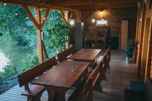 Kitchen, Zafir Vendeghaz in Sitke