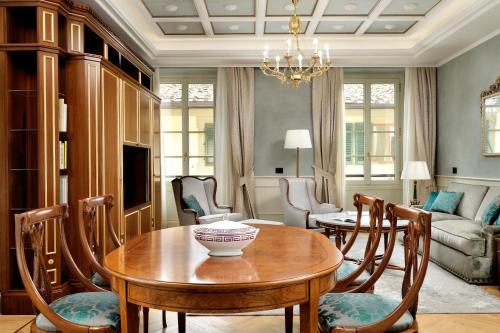 Luxury Apartments by Palazzo Portinari Salviati, Флоренция (фото 3)