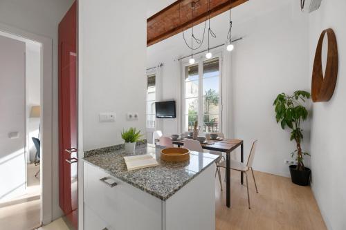 AB Gran de Gràcia Room Type - Apartment