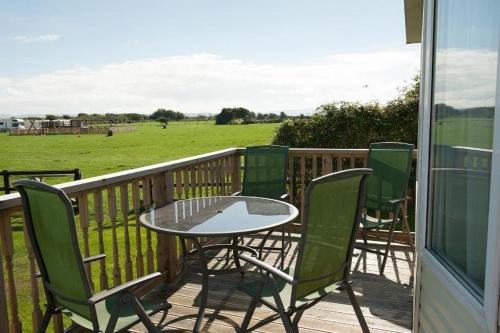Hurst View Caravan Park in Lymington Town