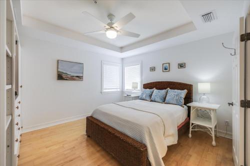 Five-Bedroom Condo image 7