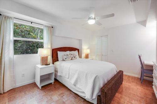 Five-Bedroom Condo image 8