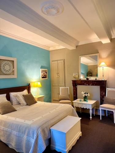 1 queen bed