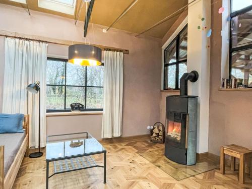 Chalet Glamping in der Orangerie by Interhome in Lossatal