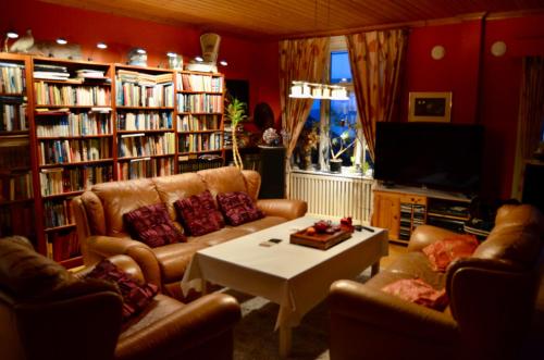 Angelas White House - single room in 斯塔姆松